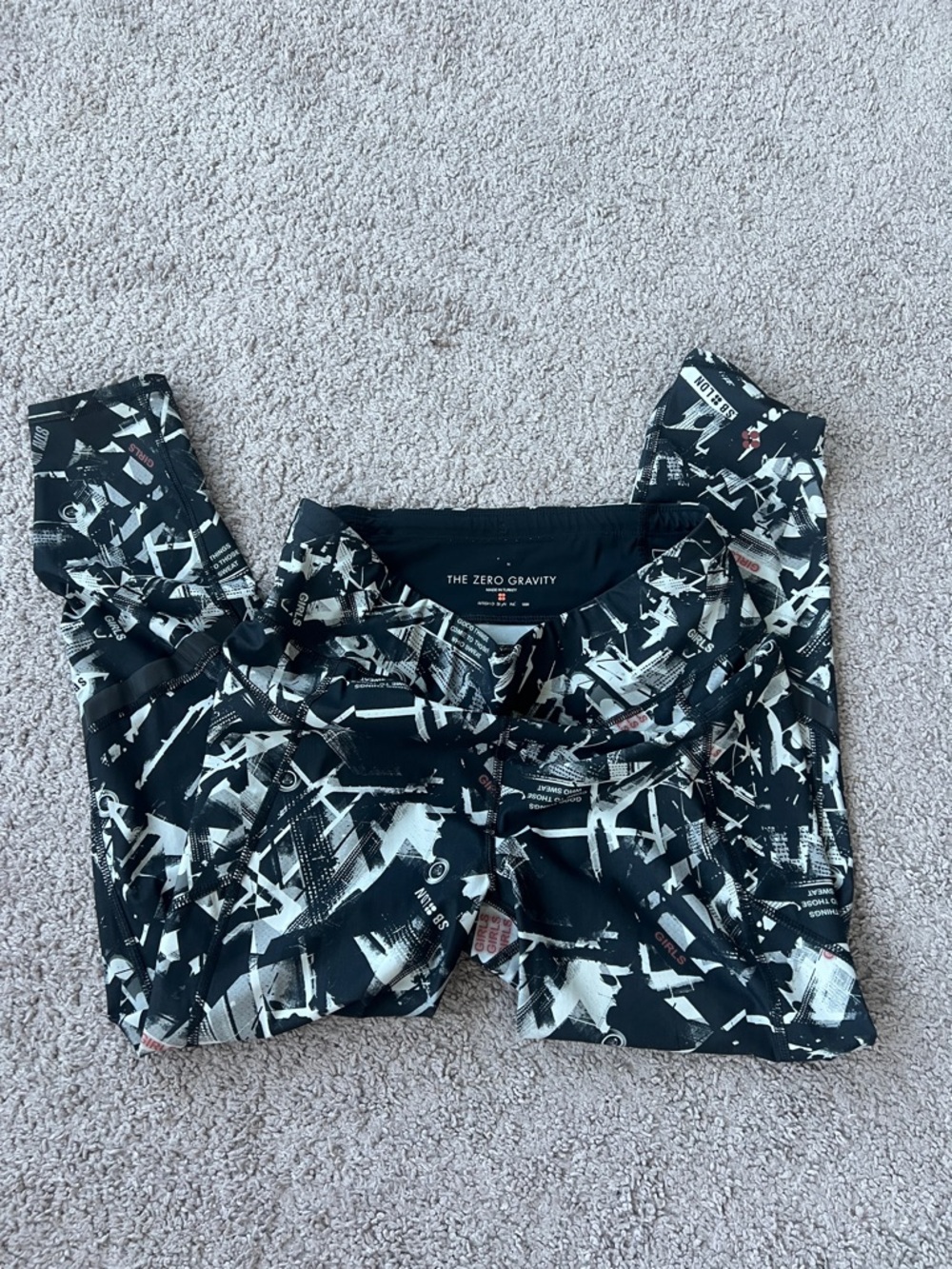 The Sweaty Betty Black & White Abstract Leggings
